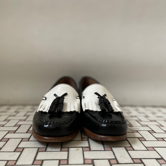 G.H. Bass & Co. Weejuns Jaclyn Leather Tassel Loafer 6.5 (now Esther Kiltie) - Picture 9 of 10